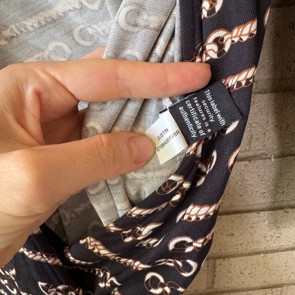 Diane von Furstenberg Black & Gold Chain Print Wrap Dress – Midi V-Neck Sz 2 - Picture 6 of 6